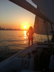 Sail a sunset cruise on Lake Michigan with Fairwind Sail