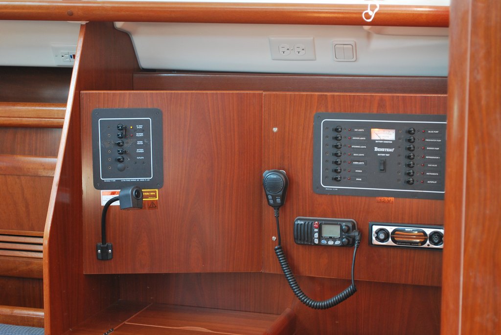 Nav station flying dragon